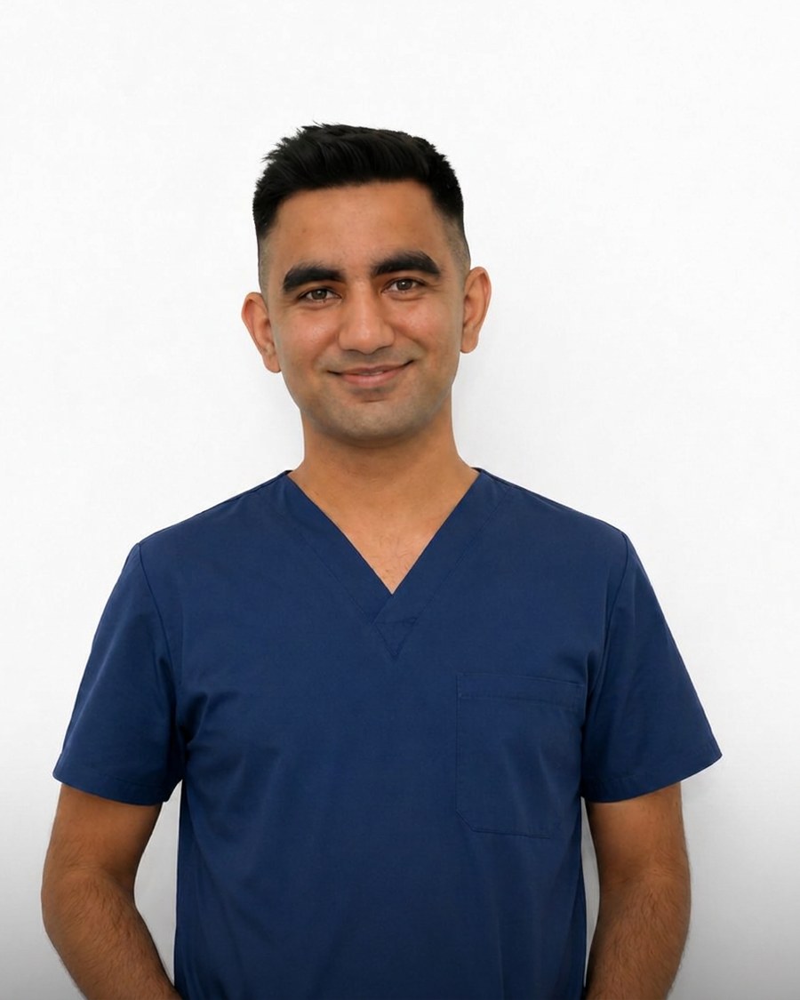 Şenol Köroğlu, Porcelain Designer at Safari Dental Clinic